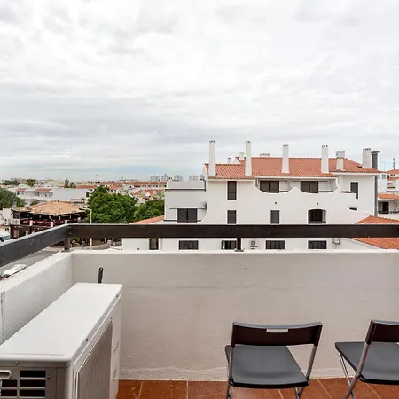شقة Joivy Charming Apt With Shared Pool In البوفيرا