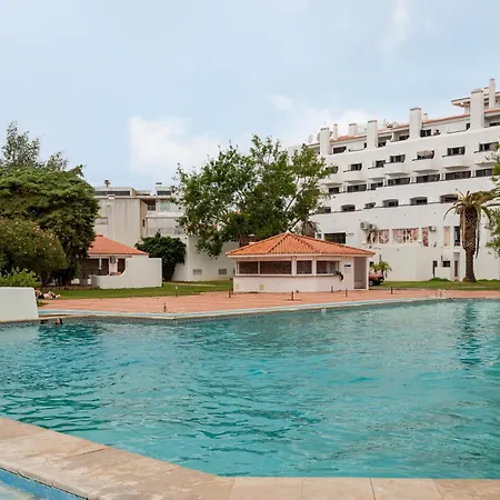 Joivy Charming Apt With Shared Pool In